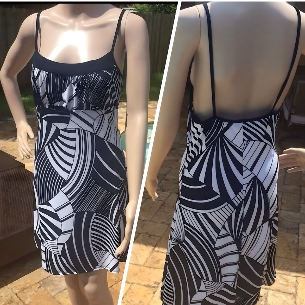 Wet Seal Black & White Geometric Slip Dress